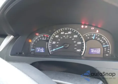 2014 Toyota Camry Le z USA, uszkodzony, nr VIN 4T4BF1FK3ER389529